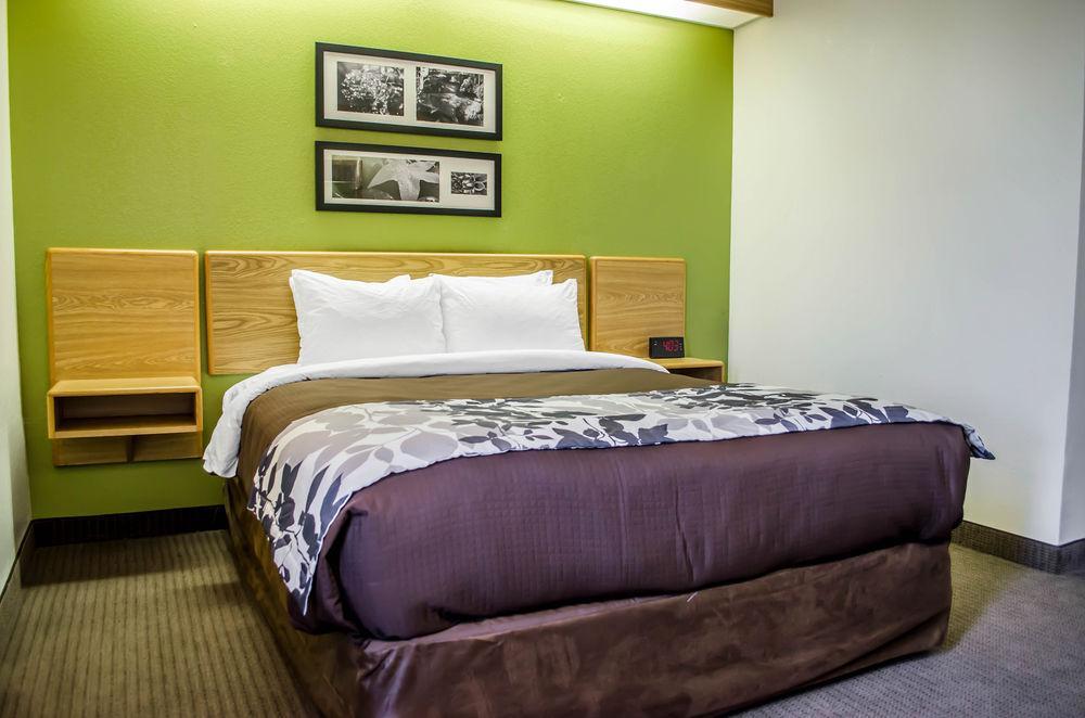 Spot X Hotel Tampa - Wesley Chapel By The Red Collection Esterno foto