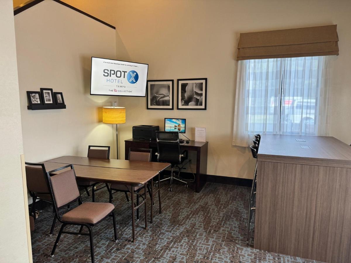 Spot X Hotel Tampa - Wesley Chapel By The Red Collection Esterno foto