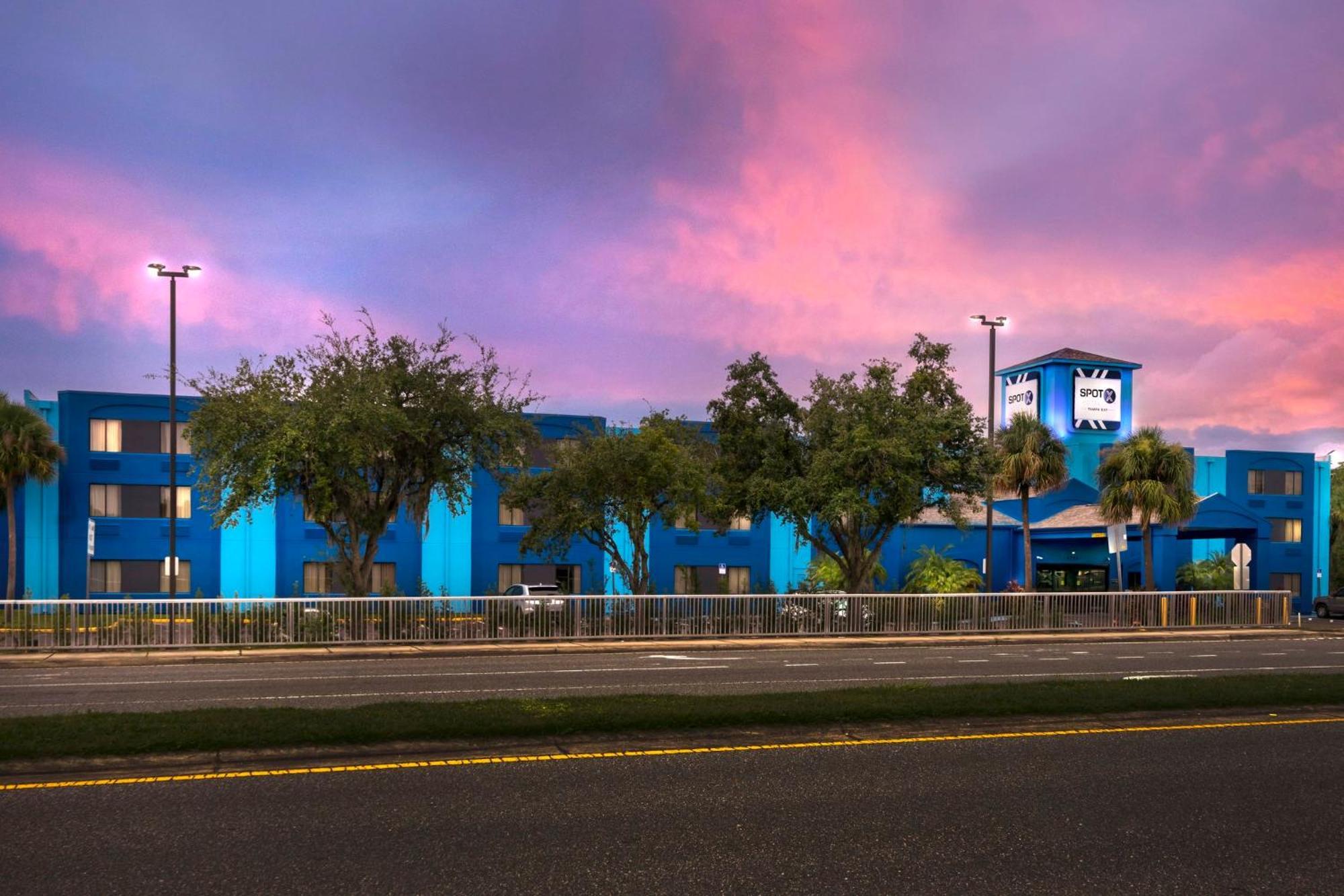 Spot X Hotel Tampa - Wesley Chapel By The Red Collection Esterno foto