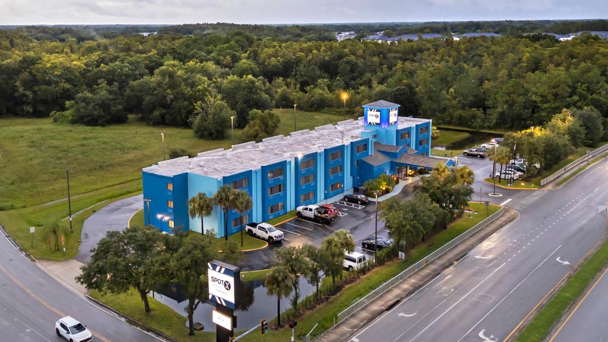 Spot X Hotel Tampa - Wesley Chapel By The Red Collection Esterno foto