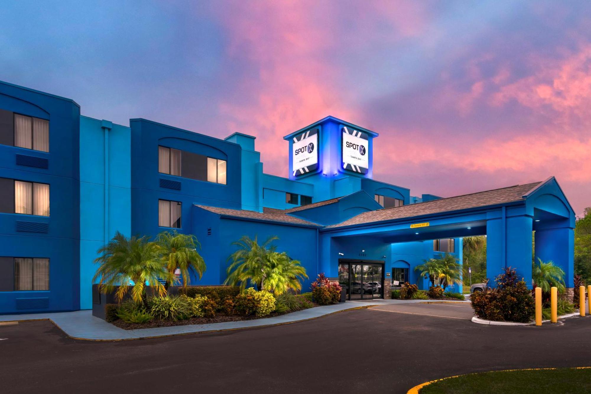 Spot X Hotel Tampa - Wesley Chapel By The Red Collection Esterno foto