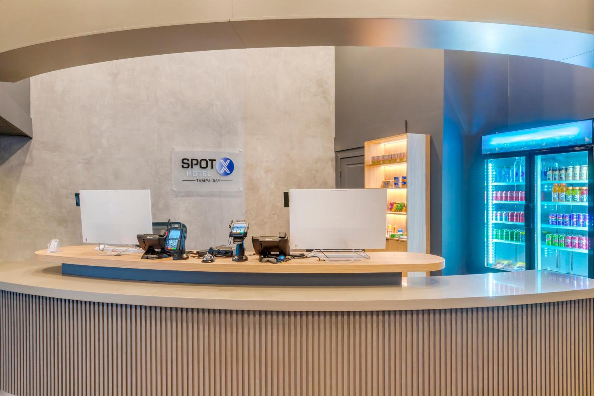 Spot X Hotel Tampa - Wesley Chapel By The Red Collection Esterno foto